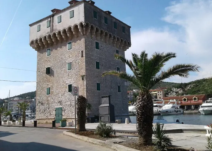 Remi, Penthouse With Balcony, Free Parking * Marina